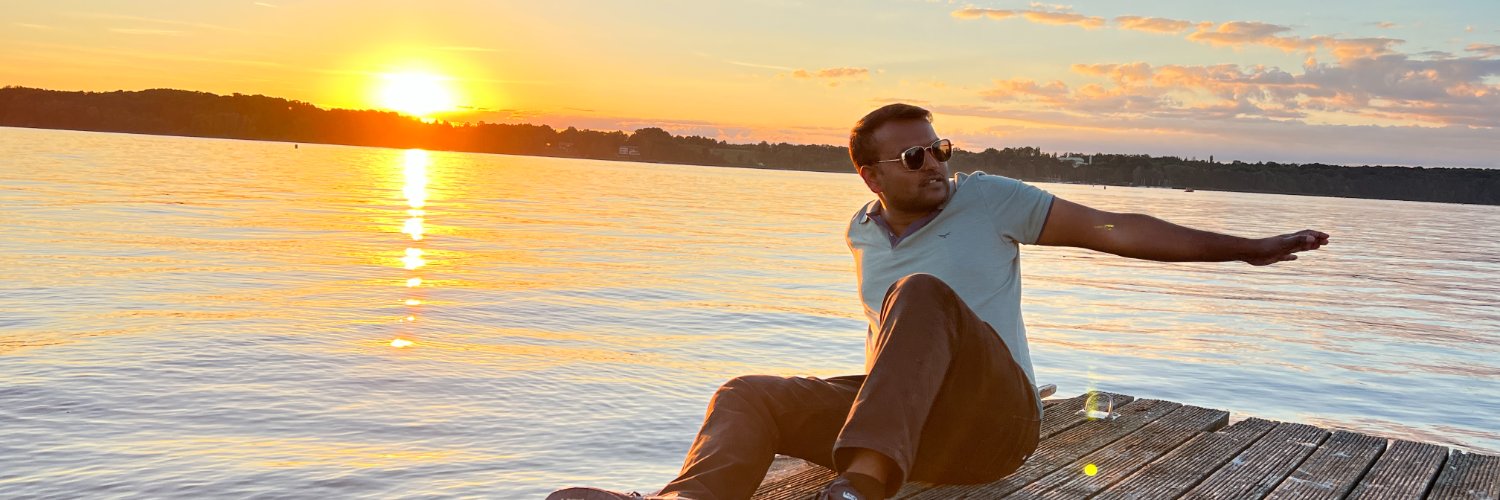 simant_uw's profile banner image