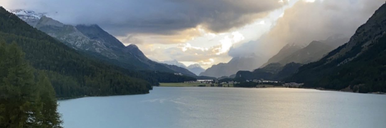 foividrisg's profile banner image