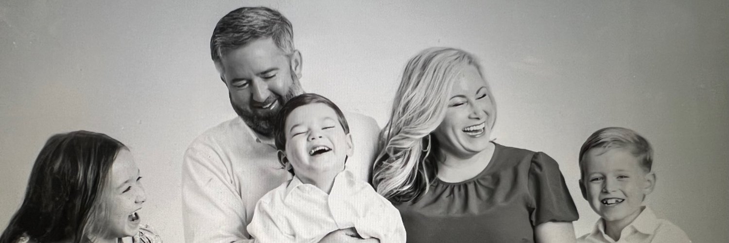 katiemac2's profile banner image