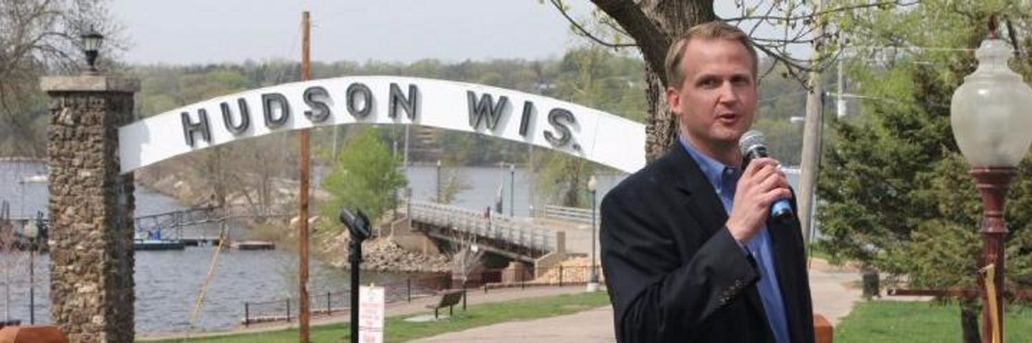 deanknudson's profile banner image