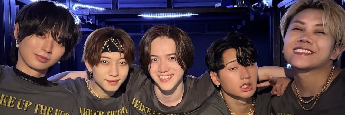 na___e23's profile banner image