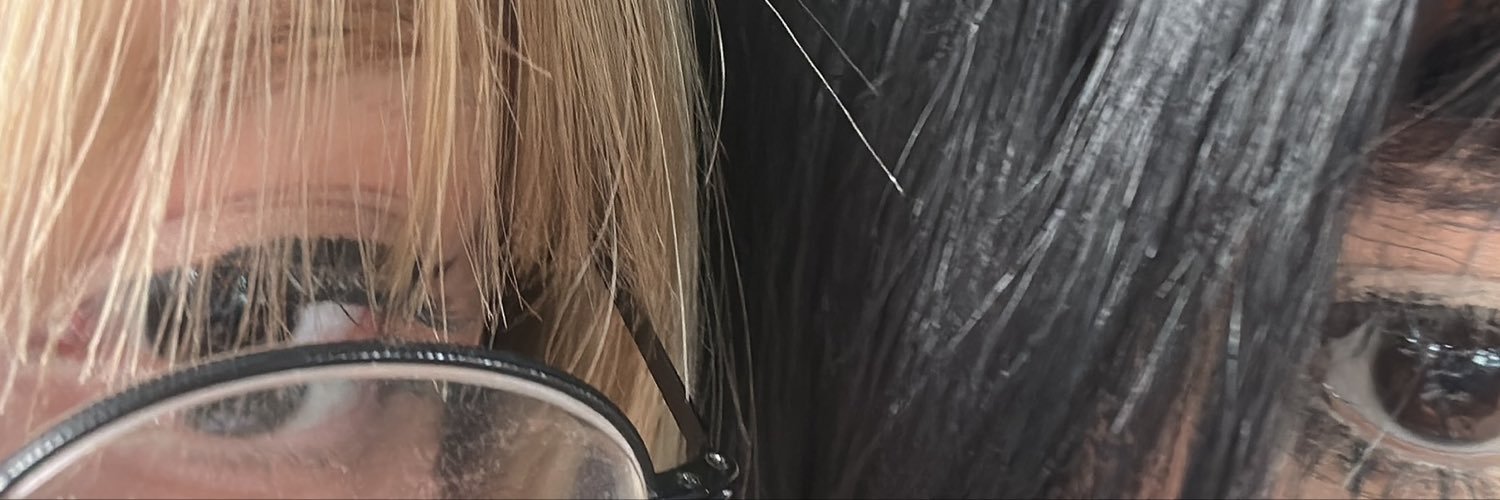 lalarper_'s profile banner image