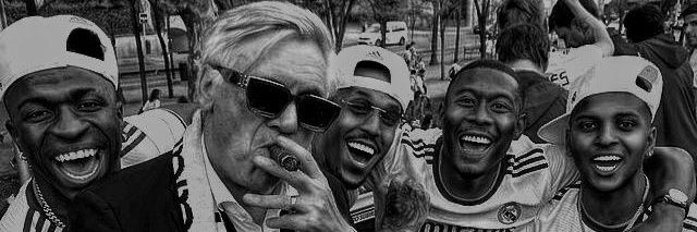 strokingtokroos banner