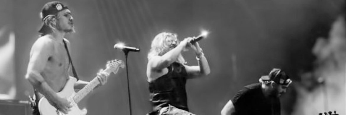 char escucho sonidos criminales en vivo banner