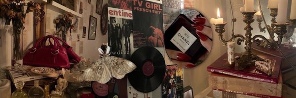 luvaeberry Profile Banner