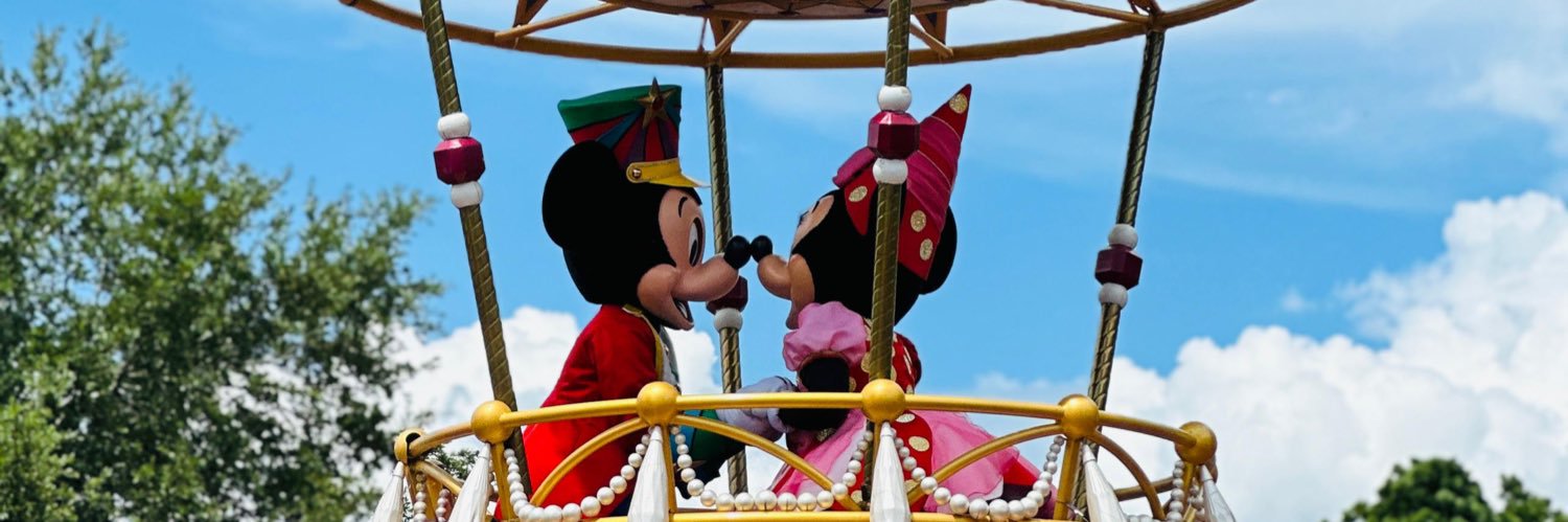 LaMapeCastillo's profile banner image