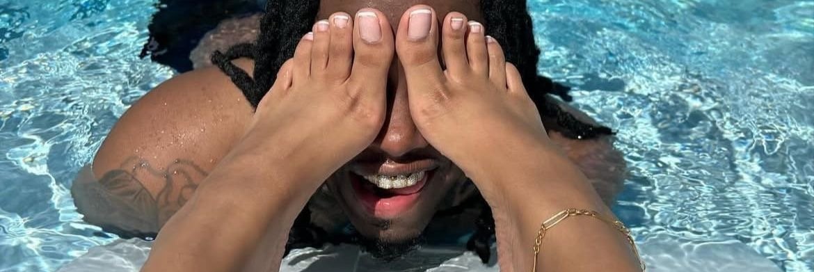 Destiny Goodness👣💜 banner