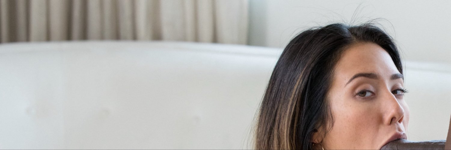 theerepostr's profile banner image