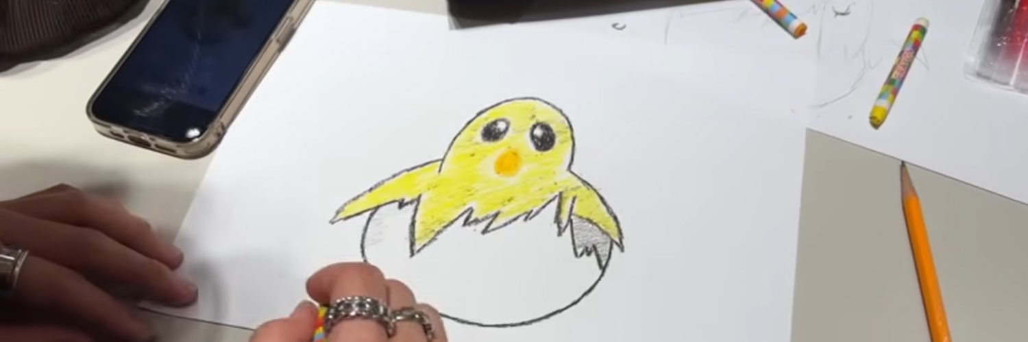 pinyamomo's profile banner image