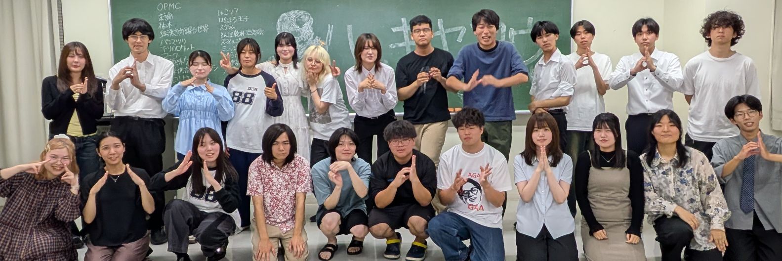 DONPAPA_8's profile banner image