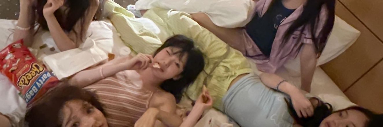 18세 아영씨 banner