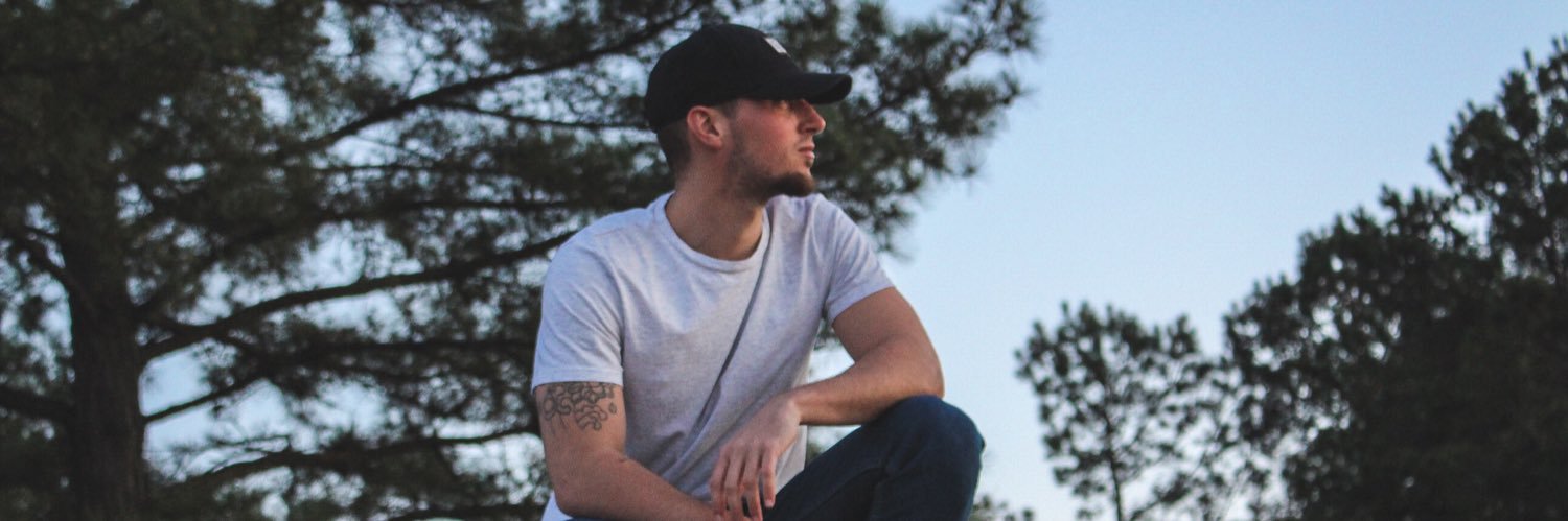 danielratliff's profile banner image