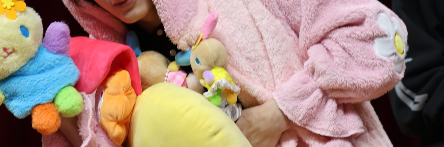 han_ly20's profile banner image