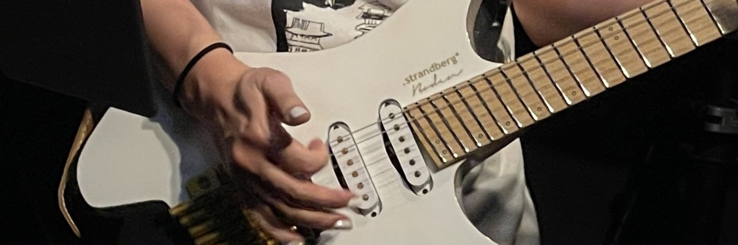 NOV0414's profile banner image