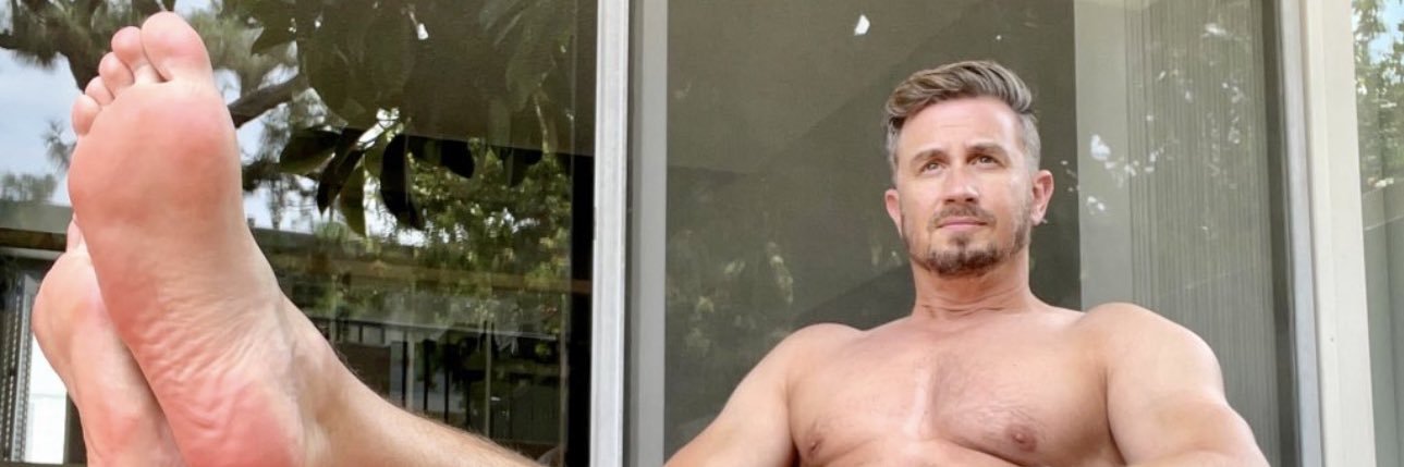 Captain Sole-O banner