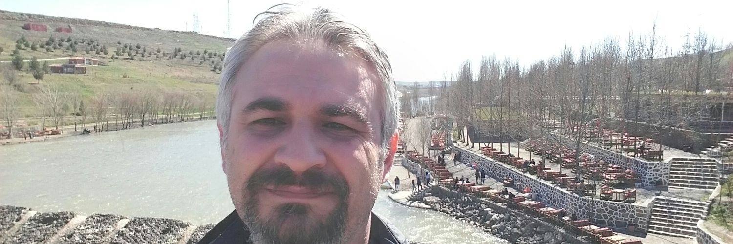 alperanli's profile banner image
