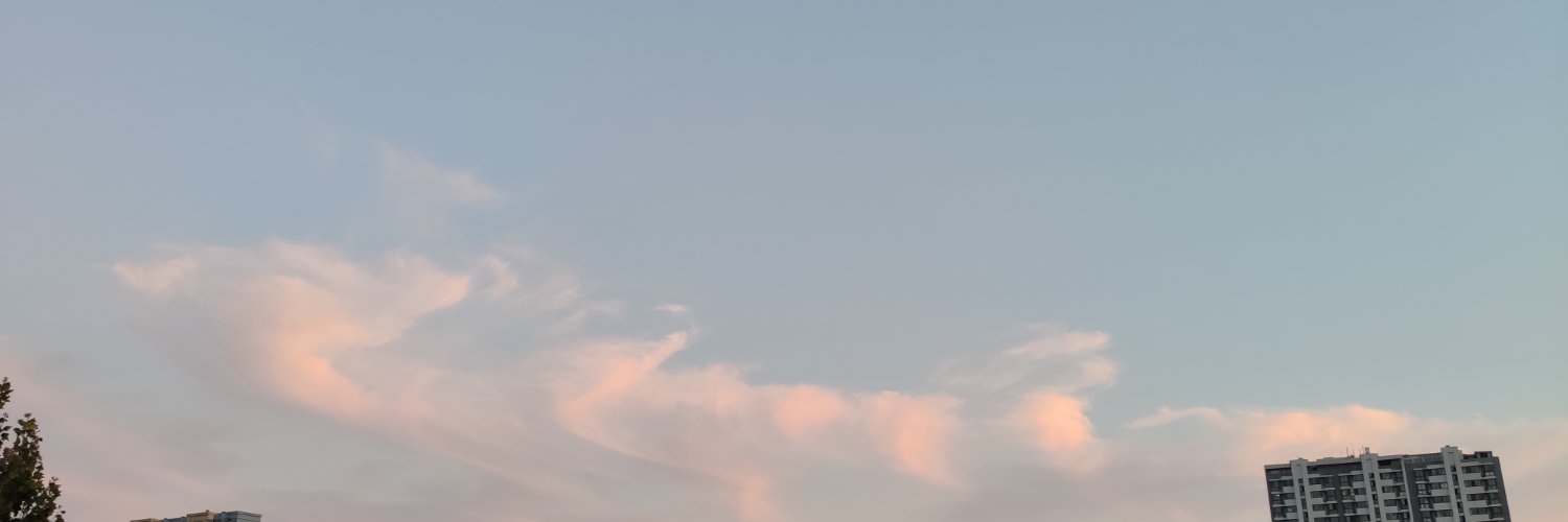 itwalk's profile banner image