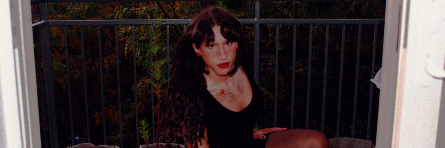 freaky hacker chick banner