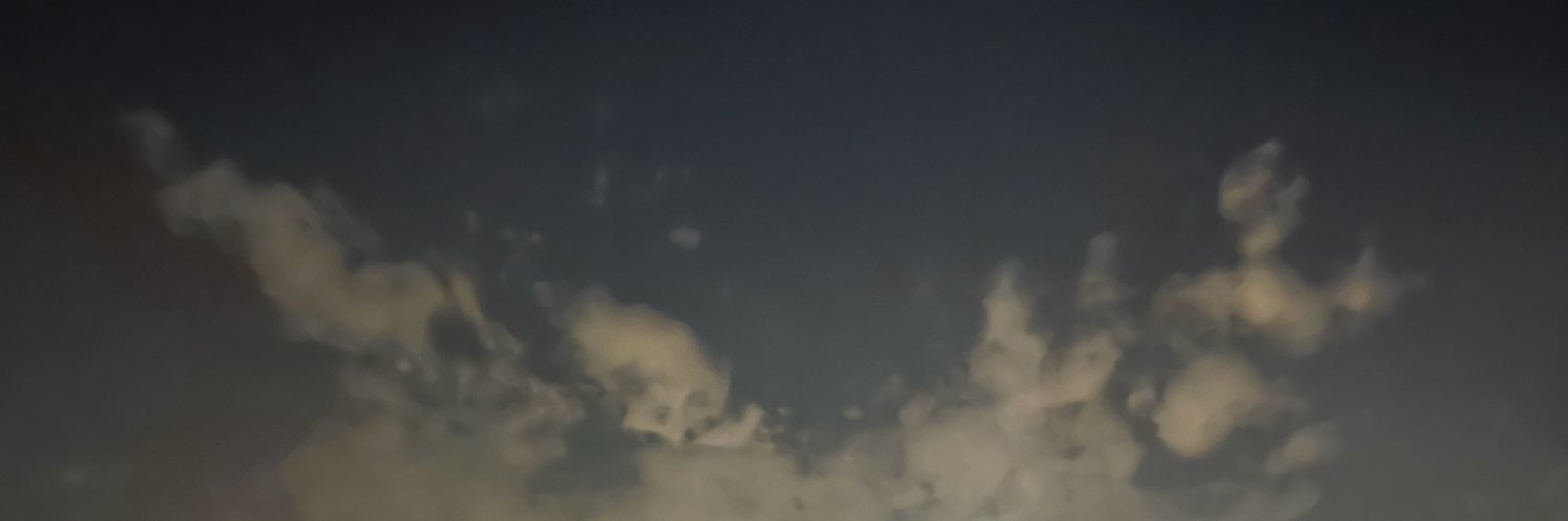 0zmo's profile banner image