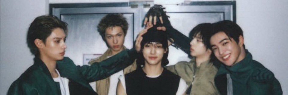 츠~ banner