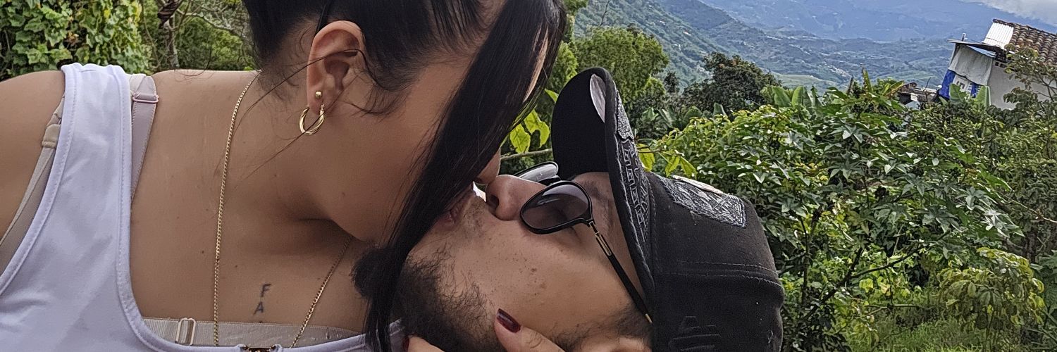 LatinCouple30 banner