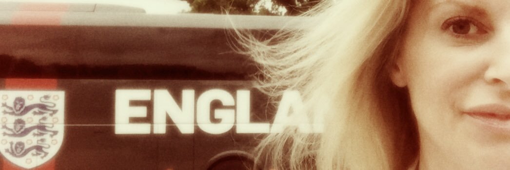elusiveCaroline's profile banner image
