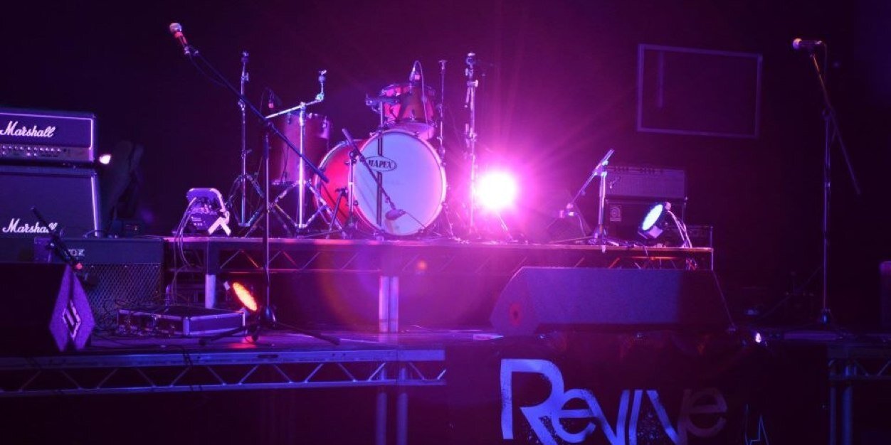 ReviveEnts's profile banner image