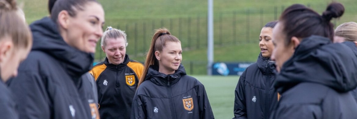 chloe_copsey's profile banner image