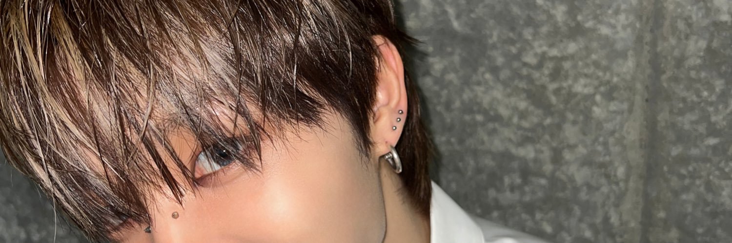 𝓙.⋆𝜗𝜚 banner