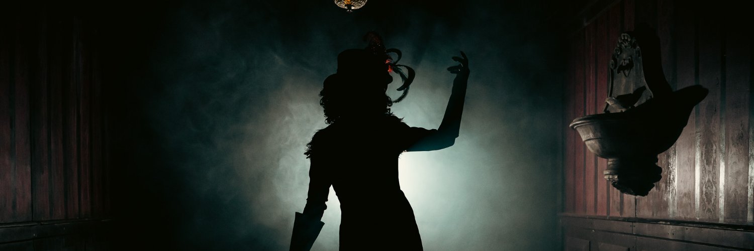 The Queen Mary’s Dark Harbor banner