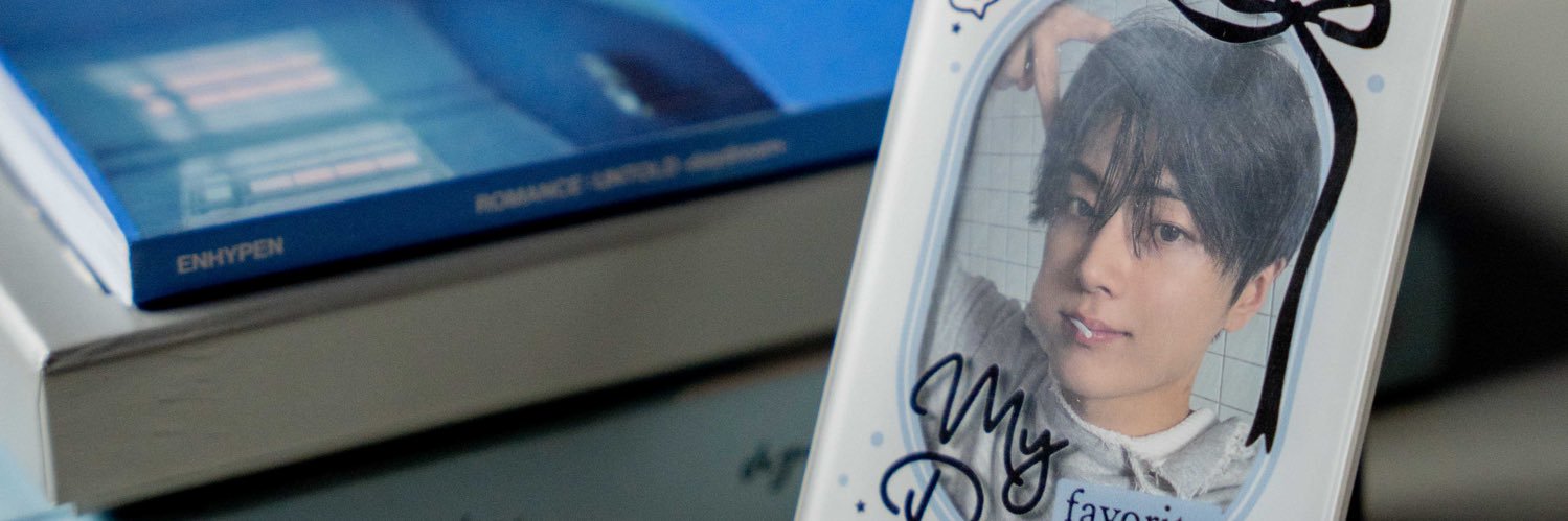 Daydream Mood ⟡ banner