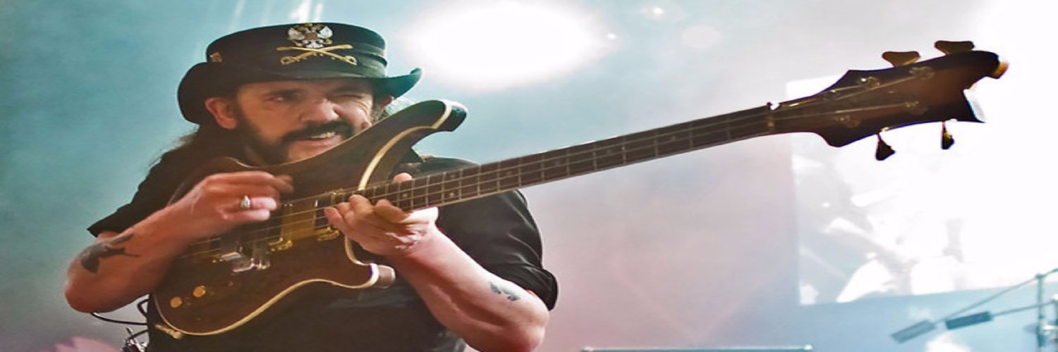 Rubencillo's profile banner image