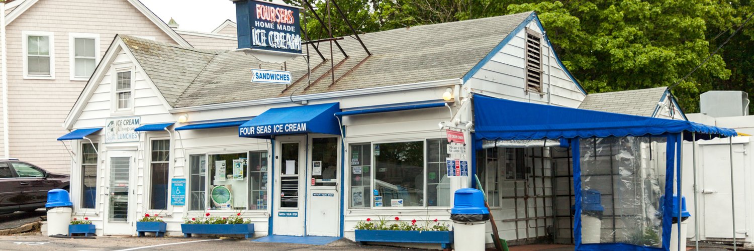 Four Seas Ice Cream banner
