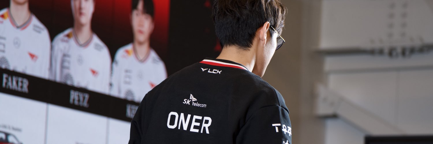 bloomingtigerr's profile banner image