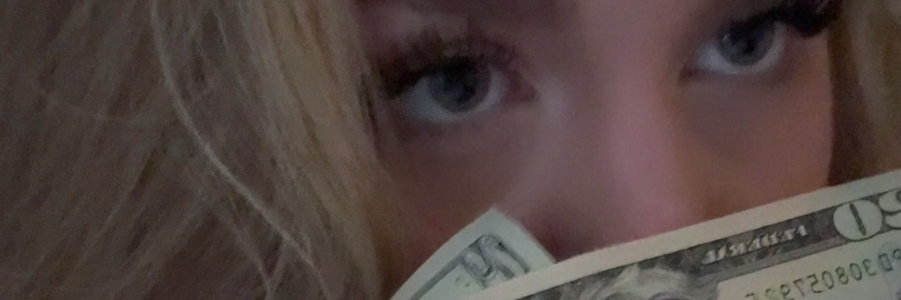 gracieaneve's profile banner image