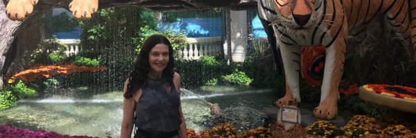 psychicRuth Profile Banner