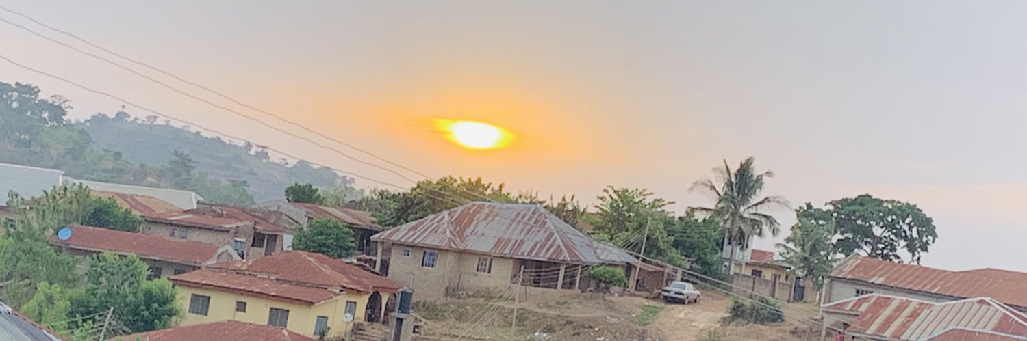 Aunty Aina🌚💗 banner