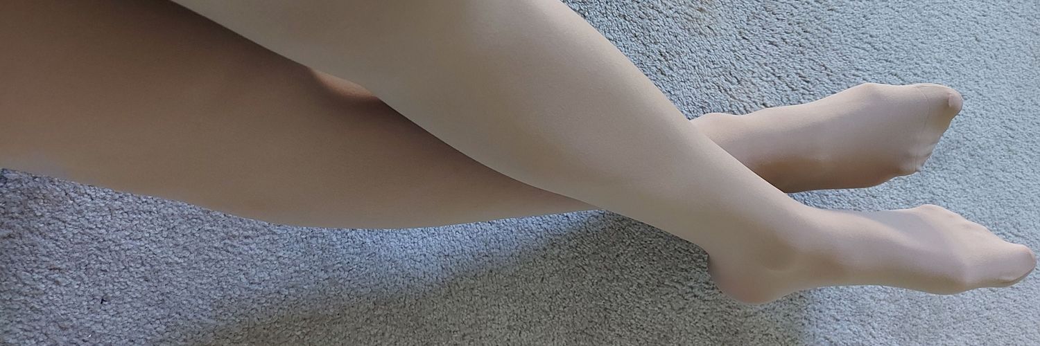 nylon9925's profile banner image