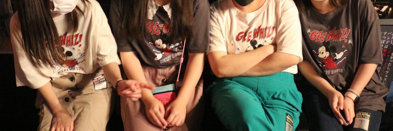 pinkminney's profile banner image