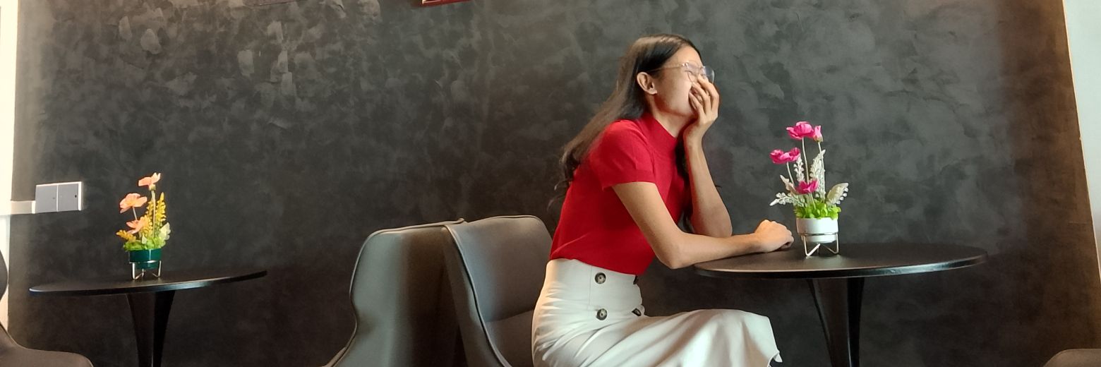 Khine Zin Hmwe banner