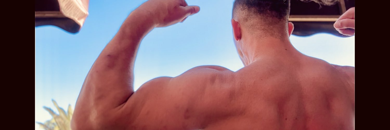 Ryan-Michel 🔜Snaxx, Grabby’s banner