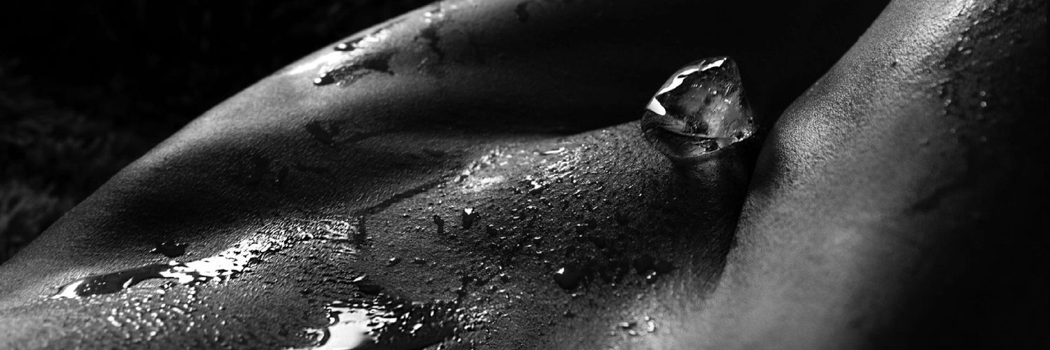 Alex Single Medellin banner