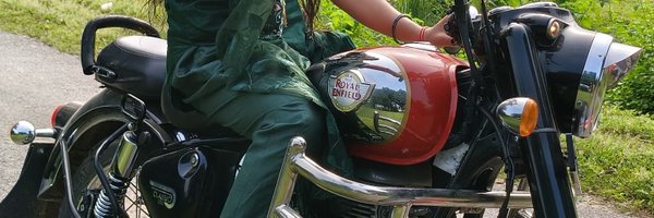 JuliDevi03 Profile Banner