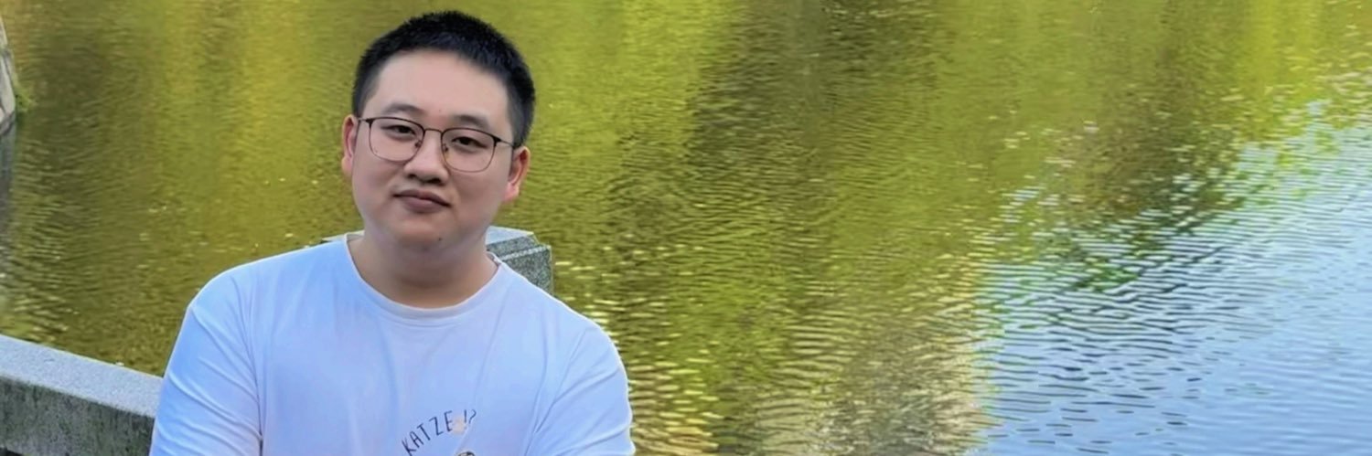腿短的石头 banner