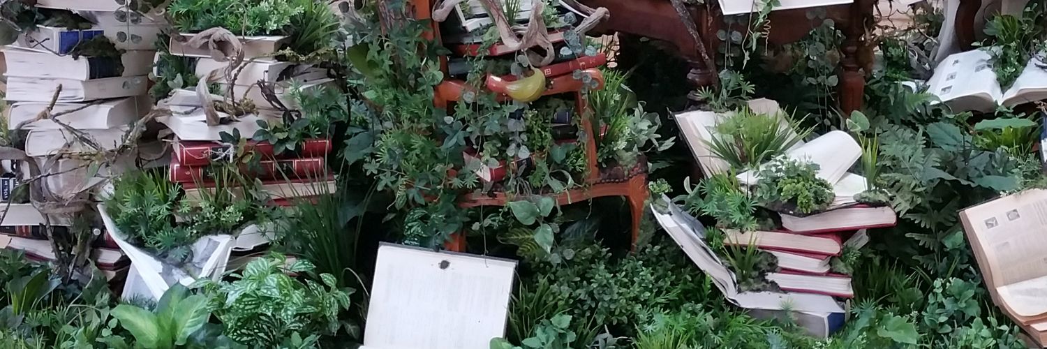 DeborahQP 🎼 ✏️ 🐝 banner