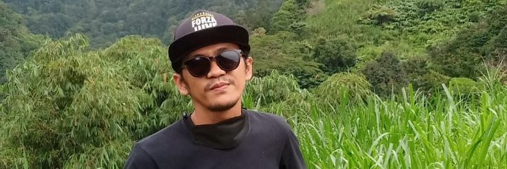 aviFpiss's profile banner image