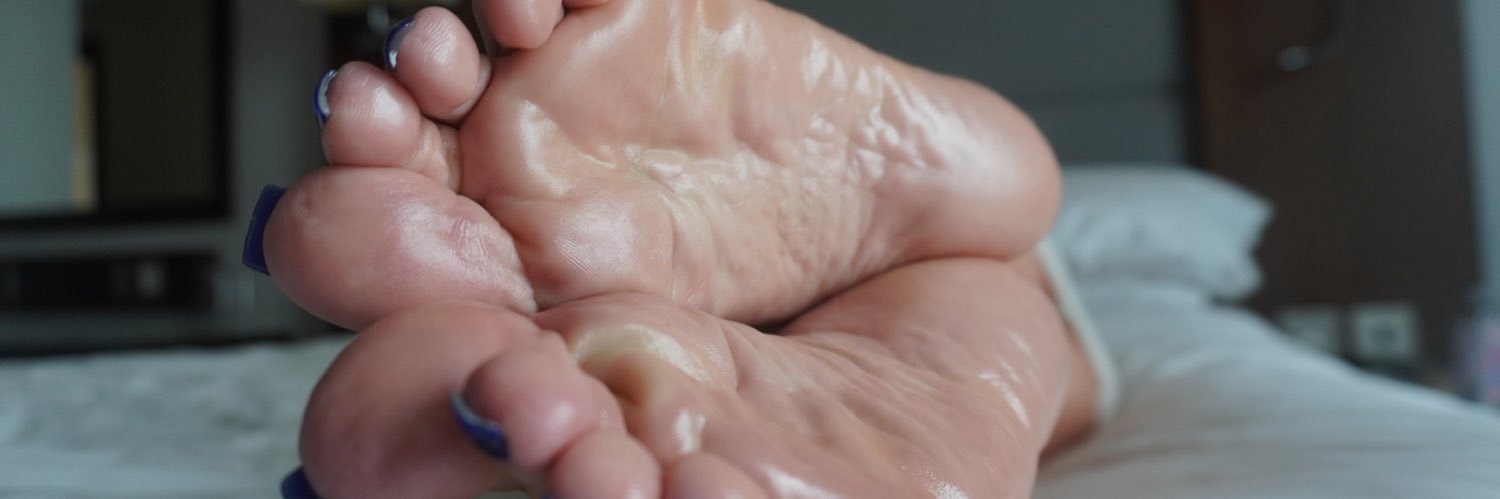 𝚙𝚛𝚎𝚝𝚝𝚢 𝚝𝚑𝚒𝚌𝚔𝚢 banner