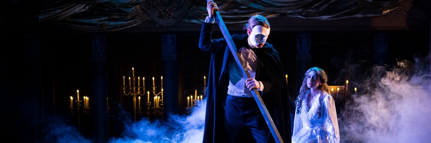 APUTHEATER's profile banner image