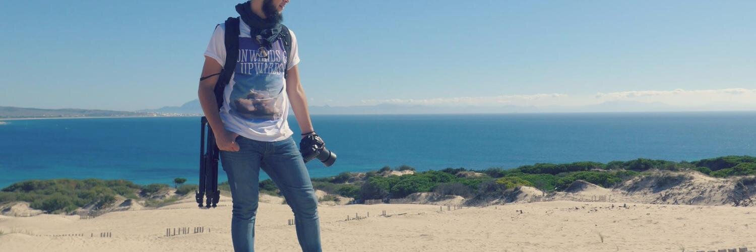 Chris Lee banner