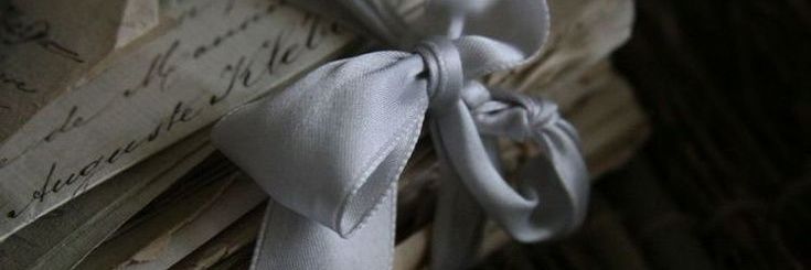 𝚃𝙷𝙴 𝓦𝚁𝙸𝚃𝙴𝚁. banner